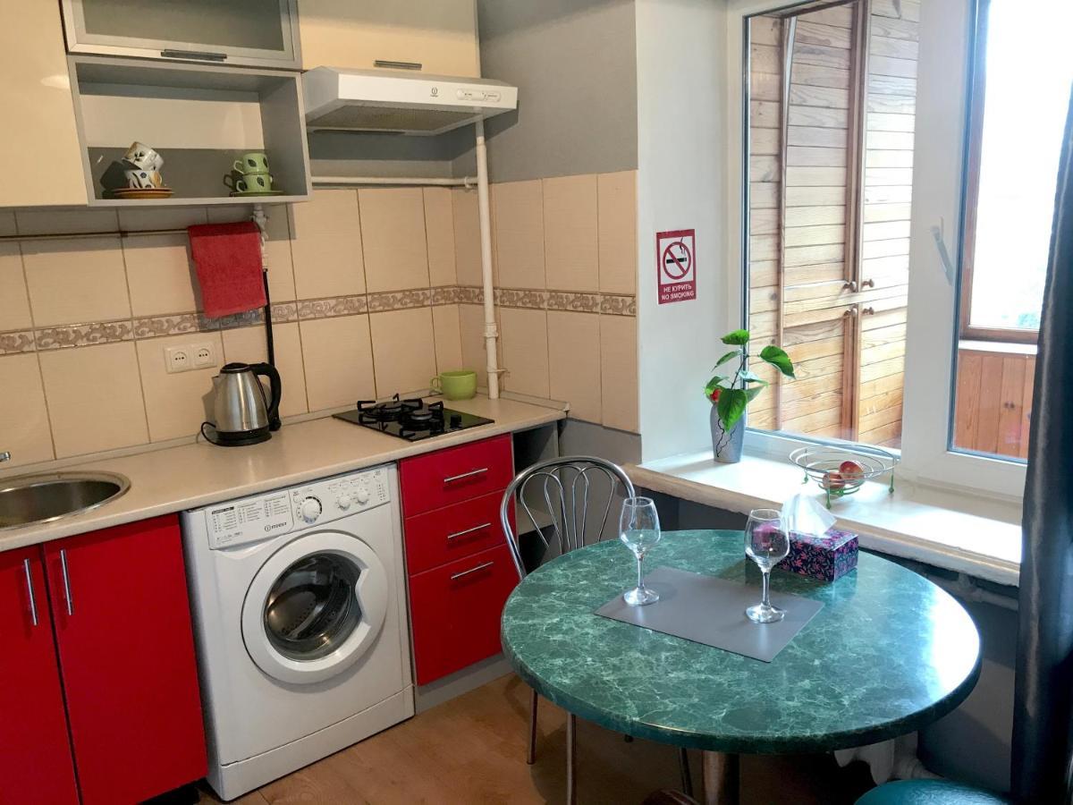 Apartment Olympyska On Velyka Vasylkyvska 45 Kijev Kültér fotó