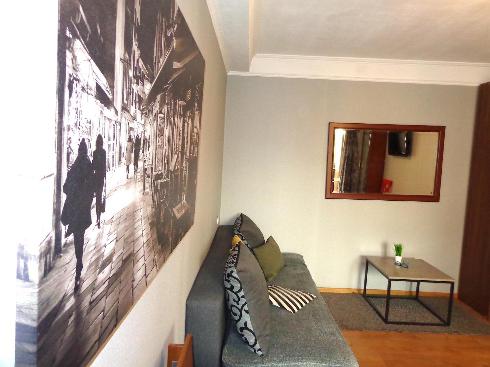 Apartment Olympyska On Velyka Vasylkyvska 45 Kijev Kültér fotó